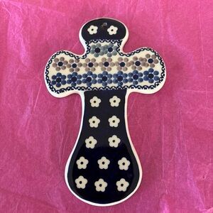 Boleslawiec NEWPolish Hand Crafted Pottery Wall Hanging Cross Glazed  7” By 4.5”